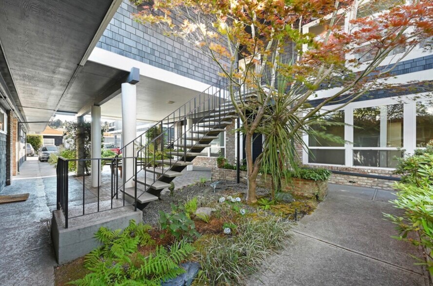 More Photos Of 125-131 Camino Alto, Mill Valley Office Residential For Lease