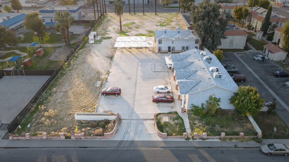 More Photos Of 4023 O St, Bakersfield Apartments For Sale