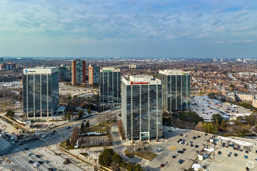 More Photos Of 1 Robert Speck Pky, Mississauga Unknown For Sale