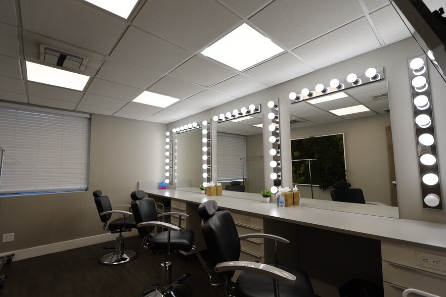 More Photos Of 3860 N Powerline Rd, Pompano Beach Warehouse For Sale