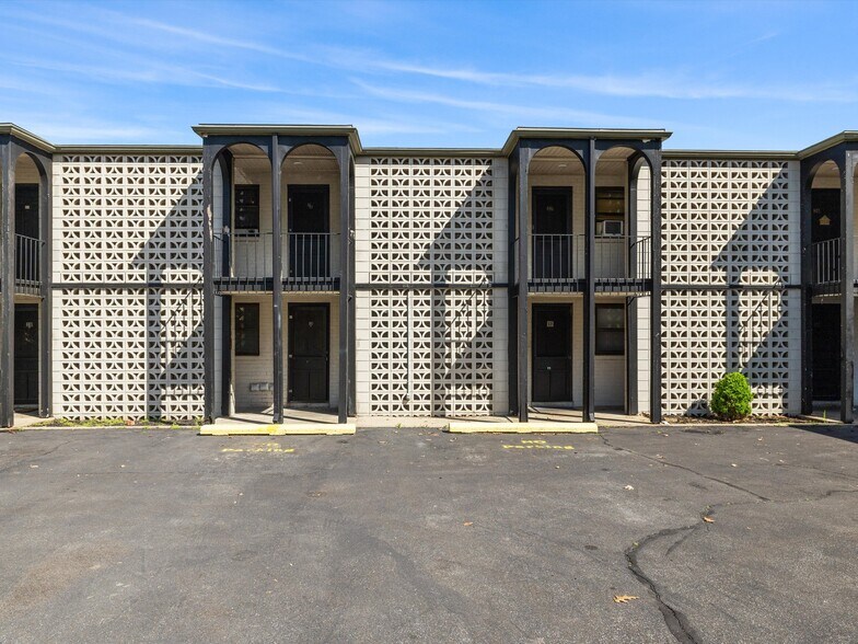 More Photos Of 1001 W Parrish Ave, Owensboro Apartments For Sale