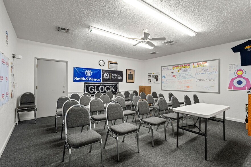 More Photos Of 6123 Ridge Rd, Port Richey Freestanding For Sale