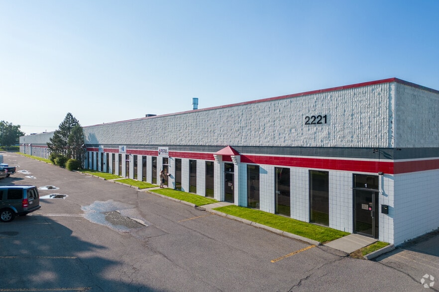 More Photos Of 2221 41st Ave NE, Calgary Warehouse For Lease