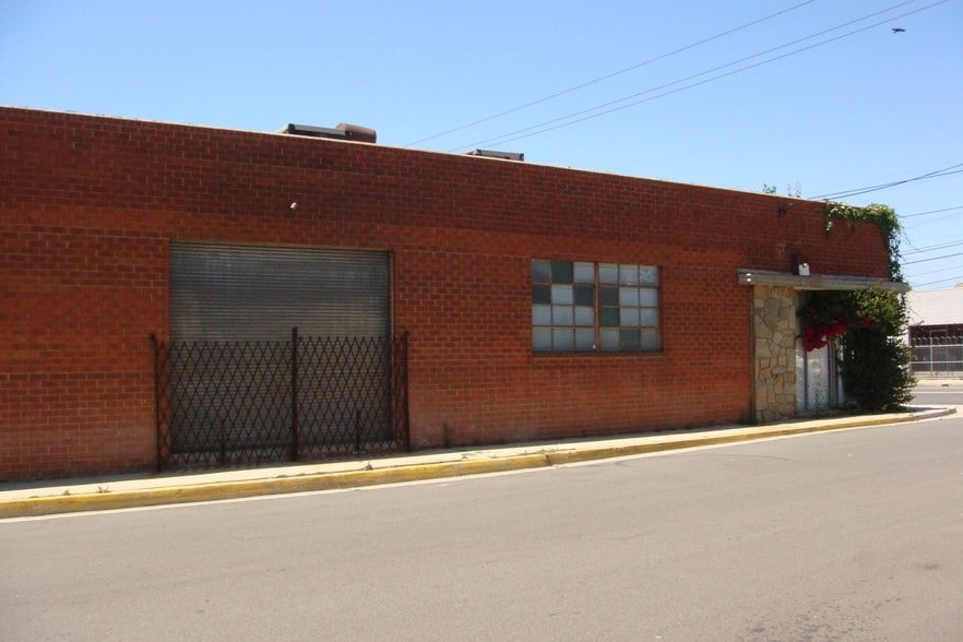 More Photos Of 1522 W 135th St, Gardena Manufacturing For Sale