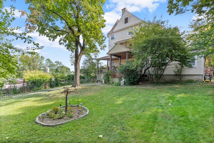 More Photos Of 25 Cedar St, Dobbs Ferry Apartments For Sale