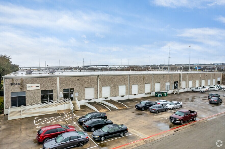 More Photos Of 9516 Neils Thompson Dr, Austin Warehouse For Lease