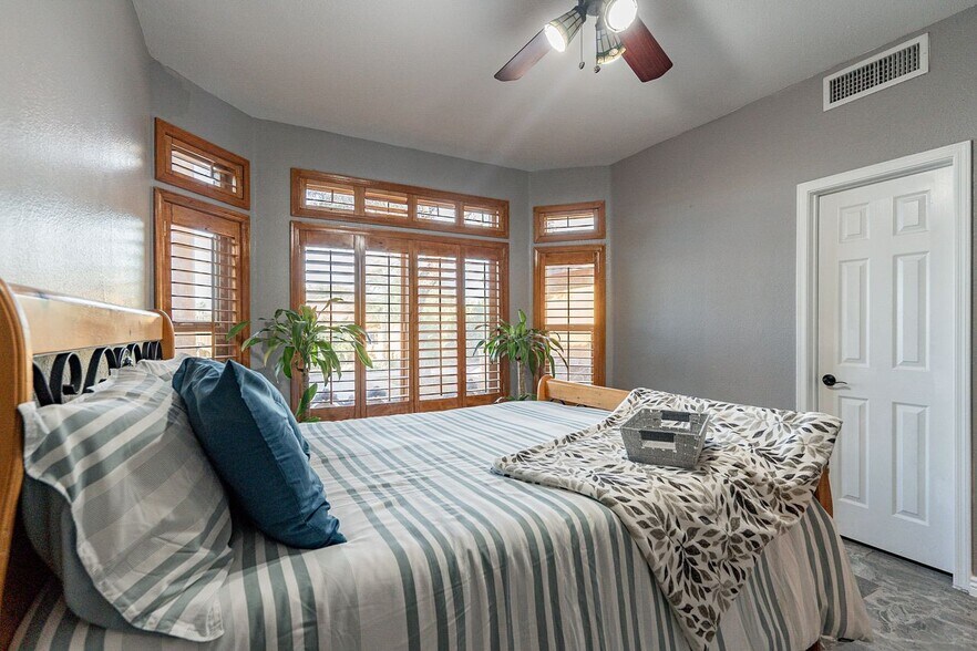More Photos Of 3159 W Baseline Rd, Laveen Specialty For Sale