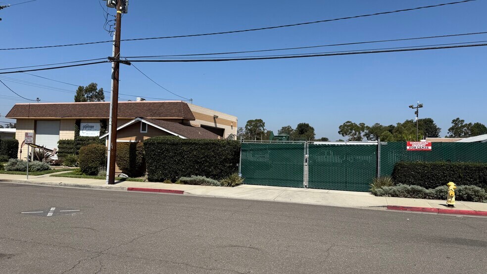 More Photos Of 1101 E 25th St, Signal Hill Land For Lease