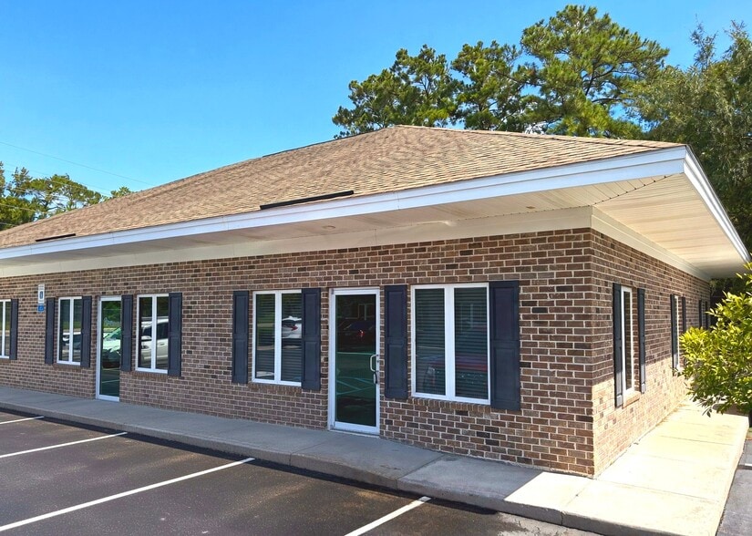 More Photos Of 413 W Montgomery Cross Rd, Savannah Office For Sale