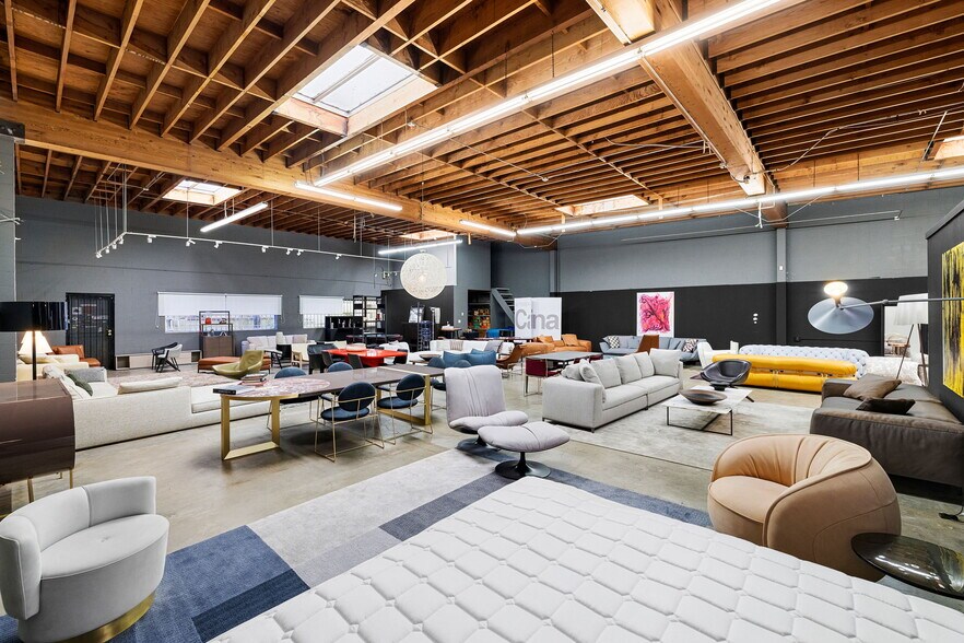 More Photos Of 3364 S Robertson Blvd, Los Angeles Warehouse For Sale