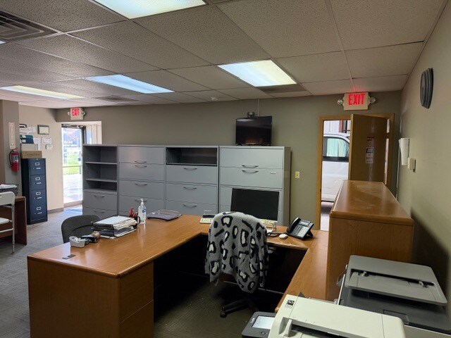 More Photos Of 24760 W Eames St, Channahon Light Manufacturing For Lease