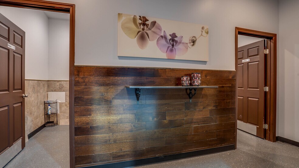 More Photos Of 3232 E Olympic Blvd, Los Angeles Warehouse For Sale