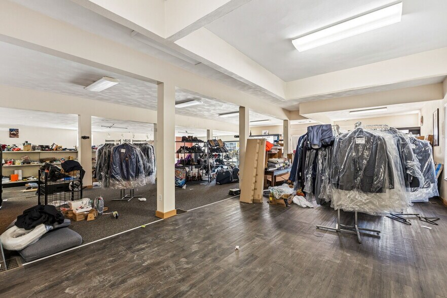 More Photos Of 316 N Main St, Columbia Storefront Retail Office For Sale