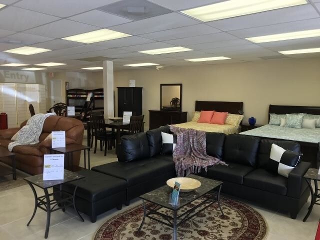 More Photos Of 4120 Cleveland Ave, Fort Myers General Retail For Sale