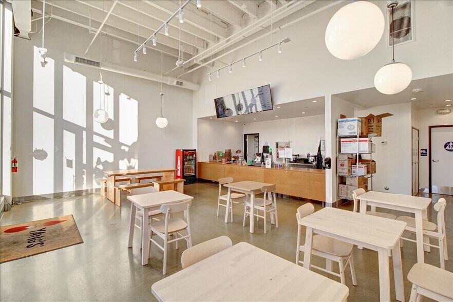 More Photos Of 110 S Fairfax Ave, Los Angeles Office For Lease