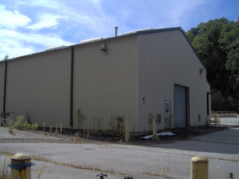 More Photos Of 1 Mechanic St, Hoosick Falls Manufacturing For Sale