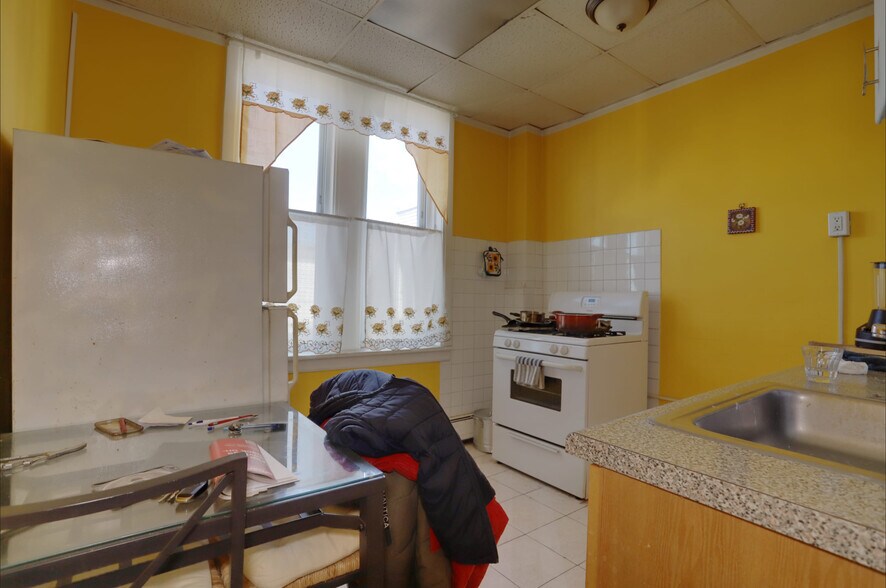 More Photos Of 1701 Central Ave, Union City Apartments For Sale