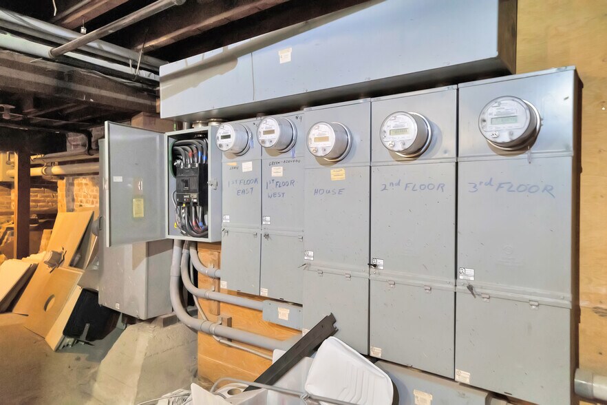 More Photos Of 333 E Channel St, Stockton Loft Creative Space For Sale