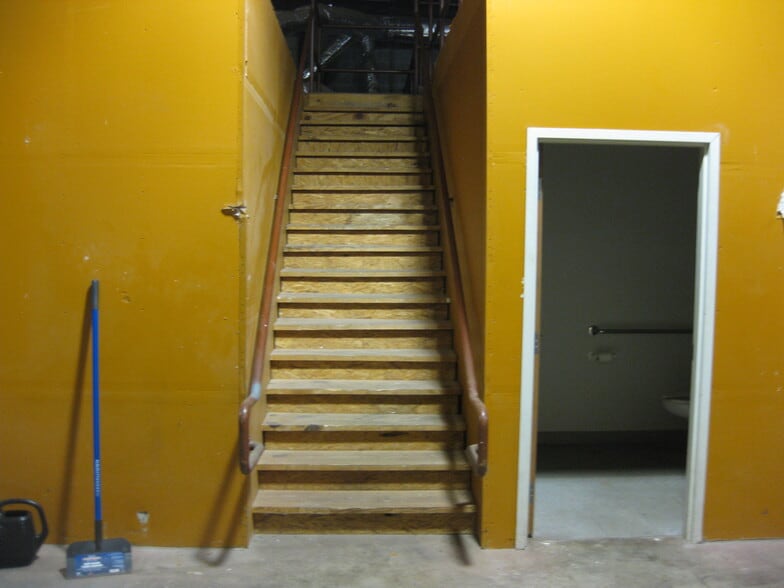 More Photos Of 552 West Atlanta St SE, Marietta Warehouse For Lease