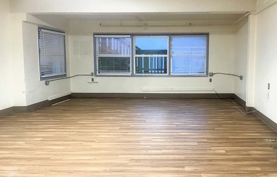 More Photos Of 34 NE 20th Ave, Portland Skilled Nursing Facility For Sale