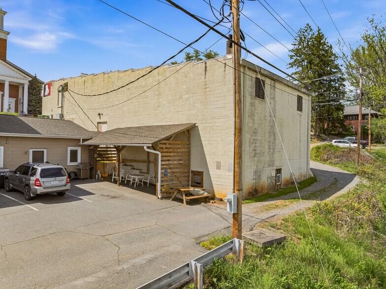 More Photos Of 70 N Main St, Mars Hill Restaurant For Sale