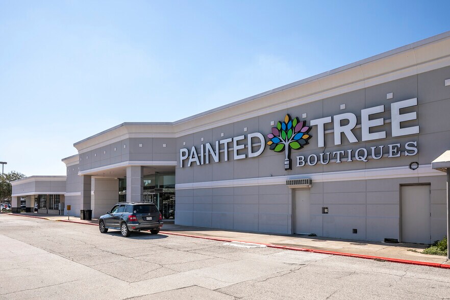 More Photos Of 5450 FM 1960 Rd W, Houston Unknown For Lease