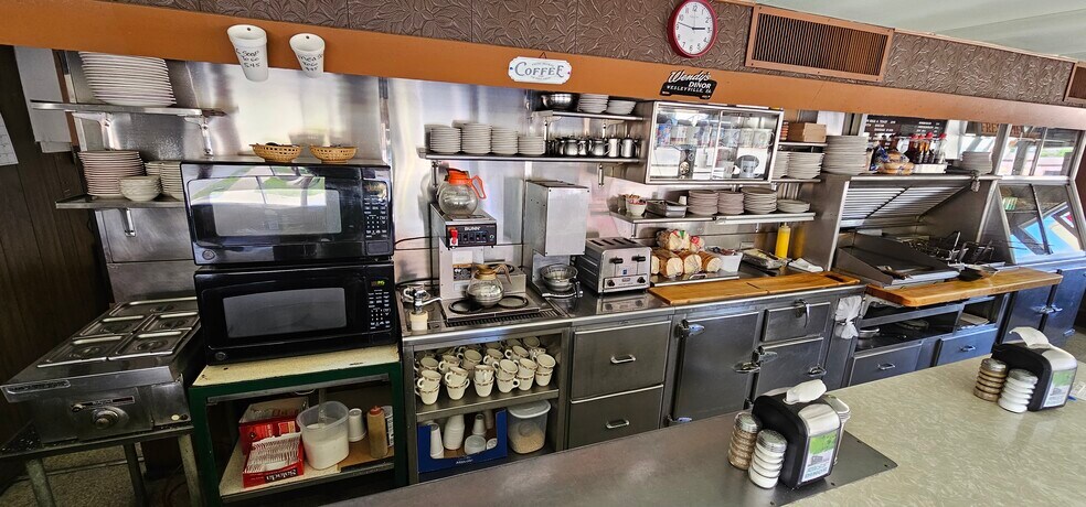 More Photos Of 2902 Buffalo Rd, Erie Restaurant For Sale