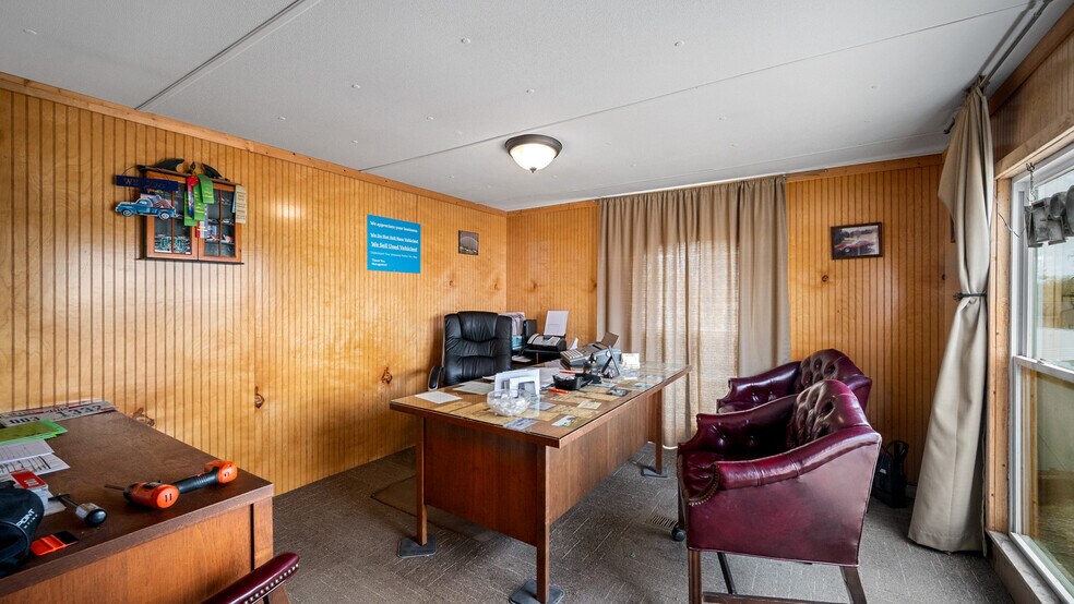 More Photos Of 601 E Main St, West Union Land For Sale