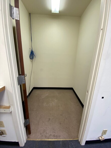 More Photos Of 4203 Coronado Ave, Stockton Warehouse For Lease