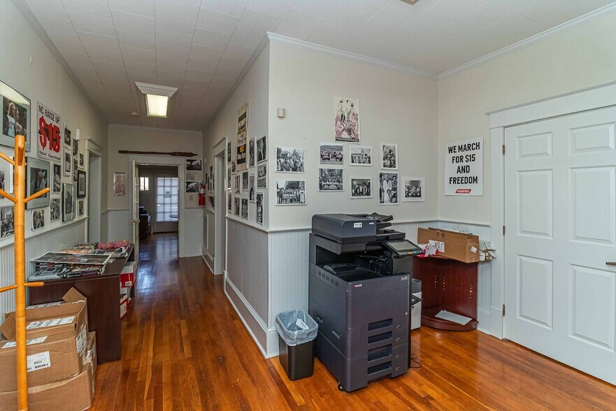 More Photos Of 1206 E Ash St, Goldsboro Loft Creative Space For Lease