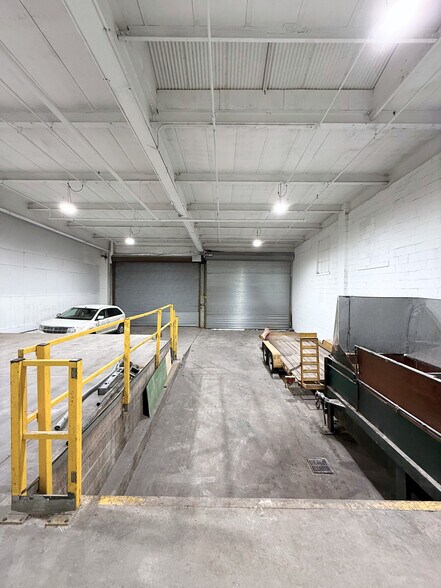 More Photos Of 499 E Erie Ave, Philadelphia Industrial For Sale