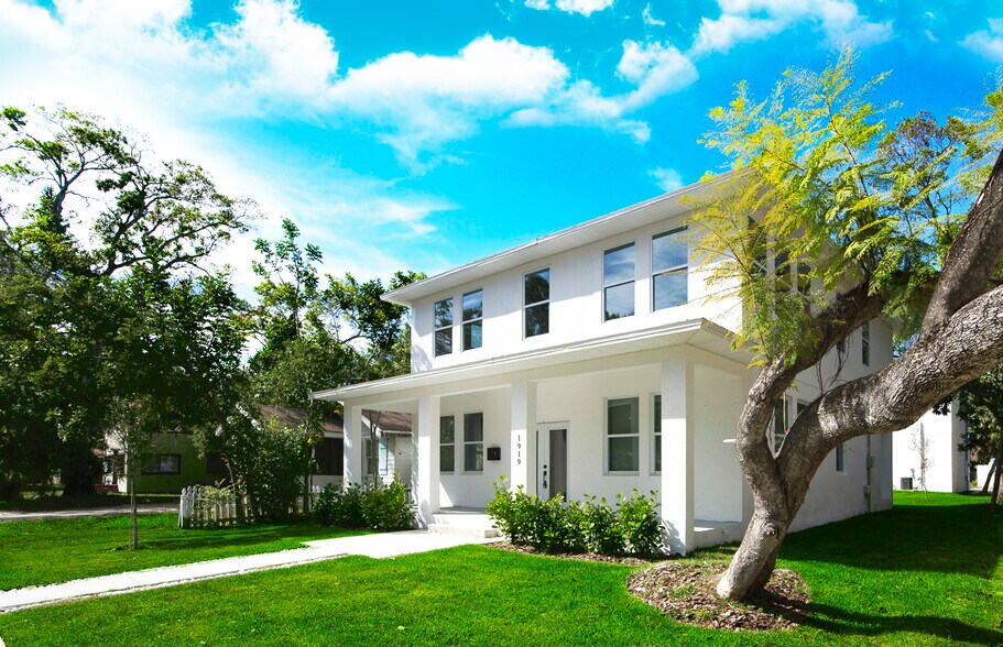 More Photos Of 1919 30th Ave N, Saint Petersburg Specialty For Sale