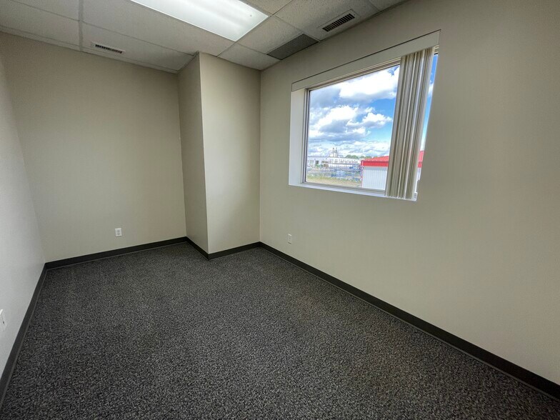 More Photos Of 7756 Edgar Industrial Way, Red Deer Warehouse For Sale