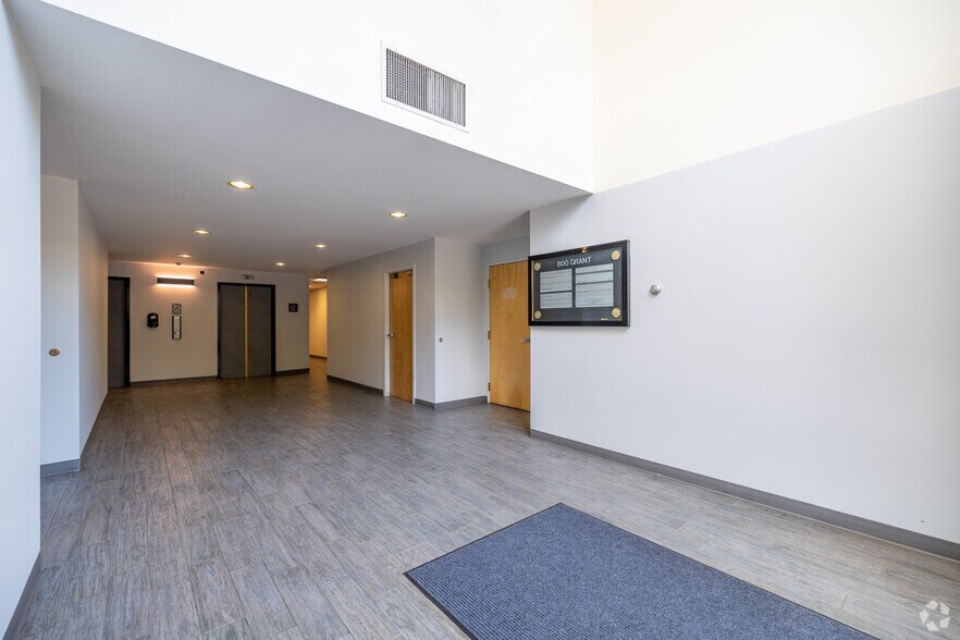 More Photos Of 800 N Grant St, Denver Office For Sale