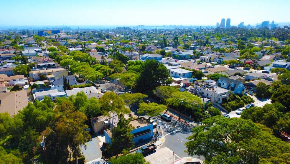More Photos Of 1747-1749 Fern St, San Diego Apartments For Sale