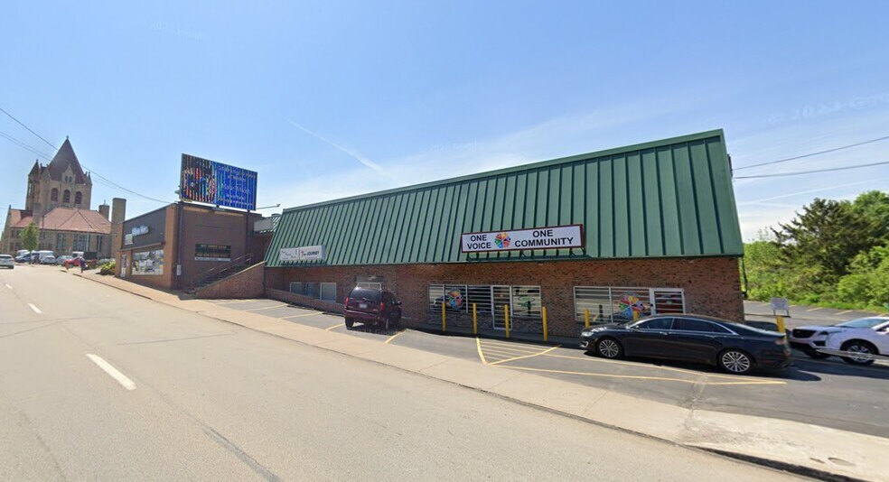 Primary Photo Of 105-111 W Fayette St, Uniontown Unknown For Lease