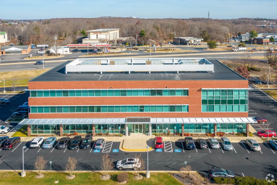 More Photos Of 3850 Fettler Park Dr, Dumfries Office For Lease