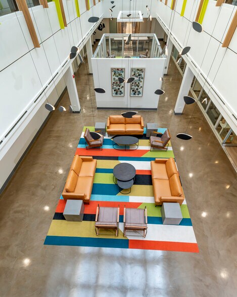 More Photos Of 7155 Old Katy Rd, Houston Office For Sale