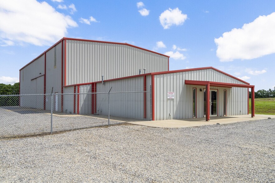 Primary Photo Of 1420 Virgil Anderson Dr, Drumright Industrial For Lease