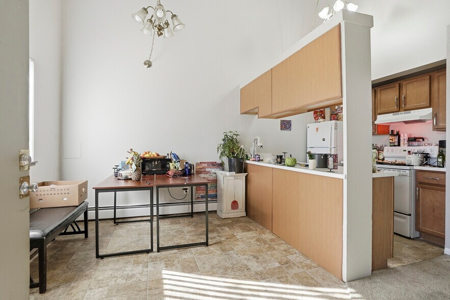 More Photos Of 10635 W 7th Ave, Lakewood Apartments For Sale