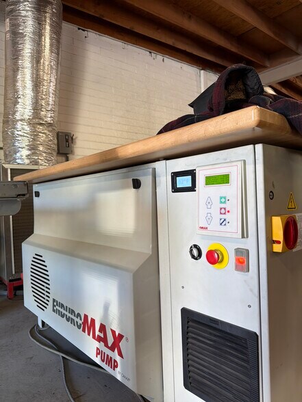 More Photos Of 3122-3144 E Columbia St, Tucson Research And Development For Sale