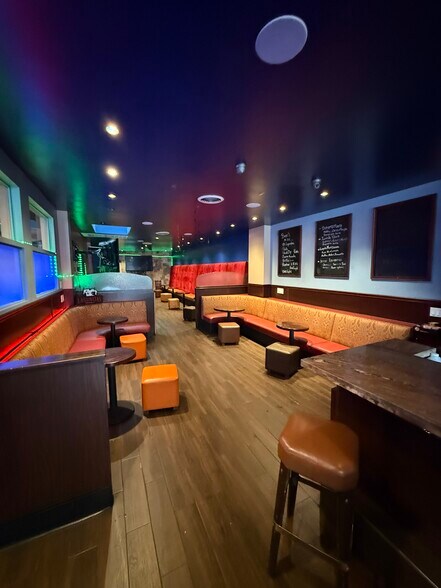 More Photos Of 76 E 3rd Ave, San Mateo Bar For Lease