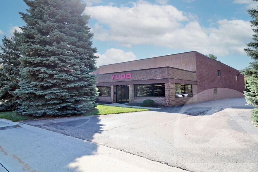 Primary Photo Of 33875 Capitol St, Livonia Industrial For Sale