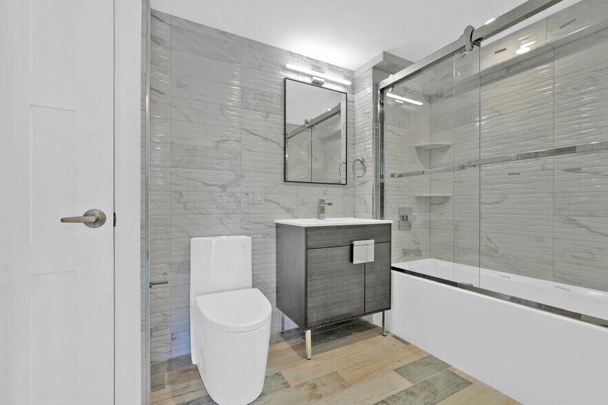 More Photos Of 2631 3rd St, Astoria Apartments For Sale