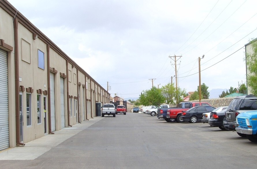 3465 Lee Blvd, El Paso, TX 79936 Industrial For Lease