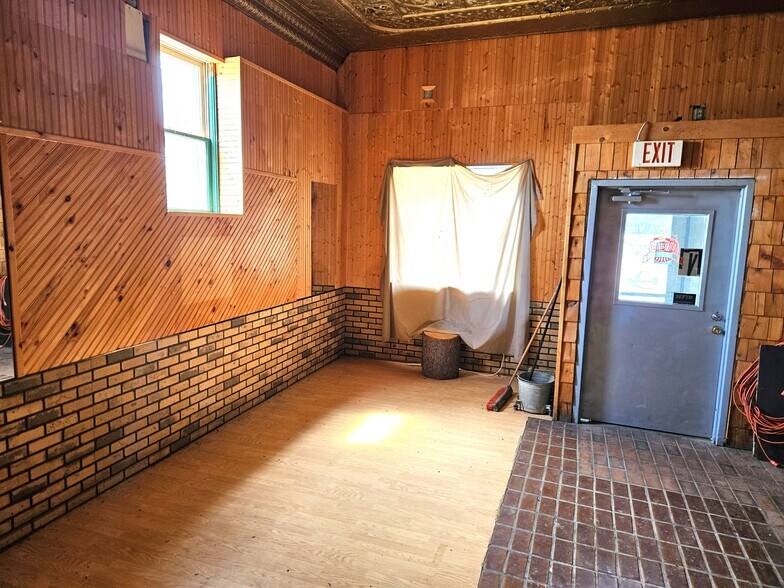 More Photos Of 100 4th Avenue North, Foley Storefront Retail Residential For Sale