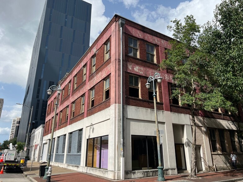 Primary Photo Of 943 Lafayette St, New Orleans Warehouse For Sale