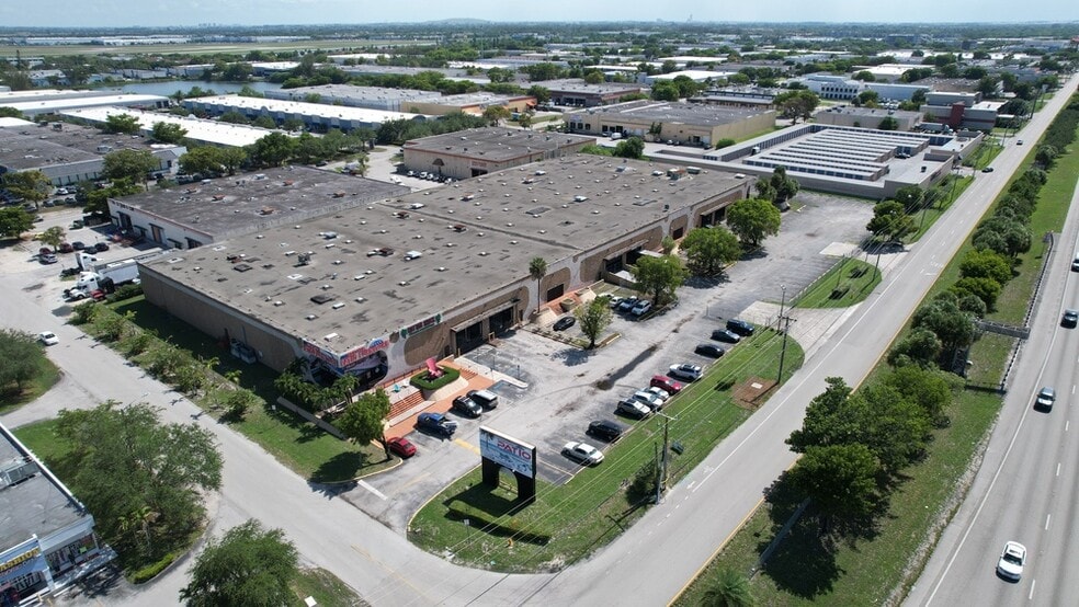 More Photos Of 4900 NW 167th St, Miami Gardens Manufacturing For Sale