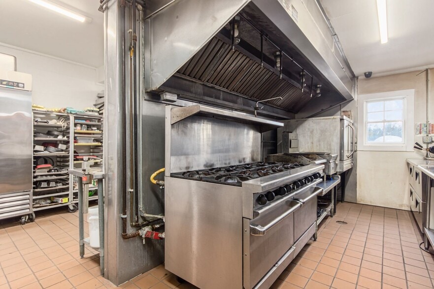 More Photos Of 1601 State Route 4, Bucyrus Hospitality For Sale