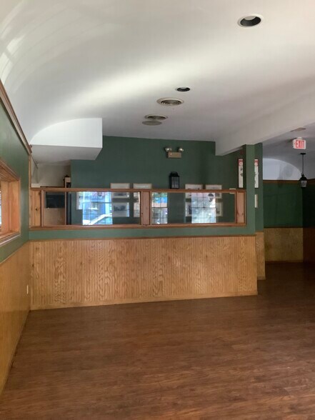 More Photos Of 418 Main St, Youngstown Restaurant For Sale
